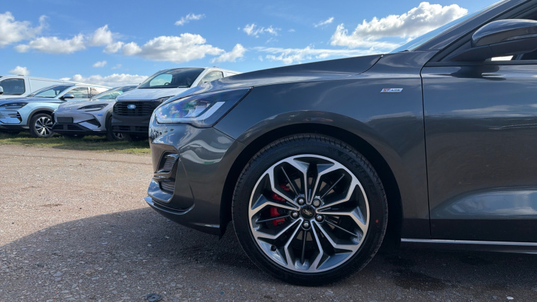 Ford Focus 1.0 EcoBoost Hybrid mHEV 155 ST-Line X Ed 5dr Auto Petrol Hatchback